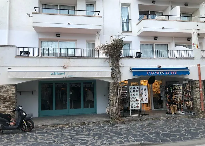 Апартаменты S'arenella Кадакес